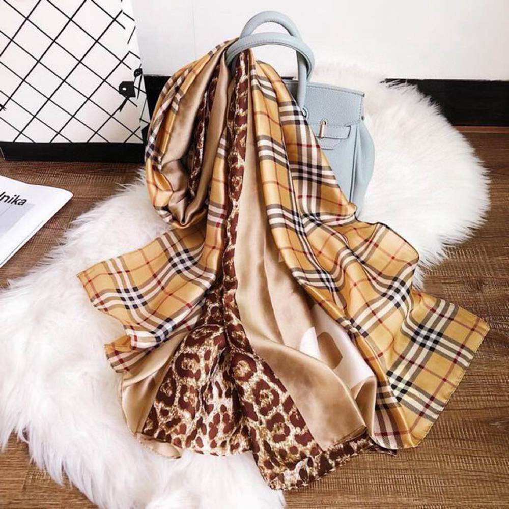 B**rry scarf